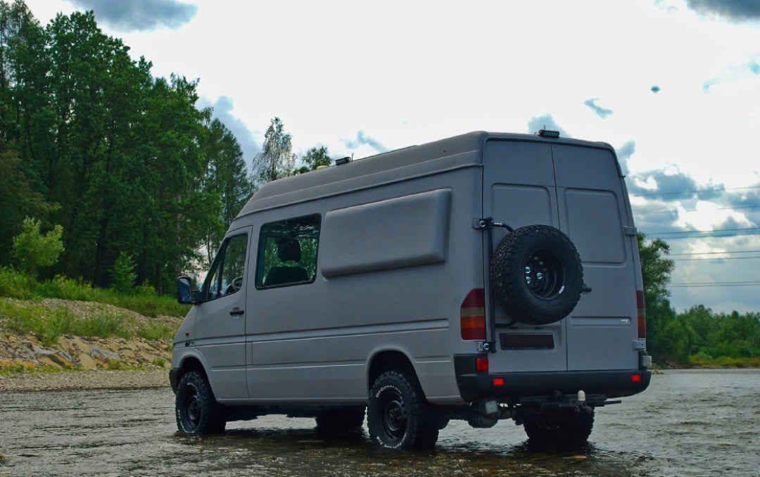 Extensión lateral (Petaca) (1 pieza) Mercedes Sprinter W901/W902/W903 / VW LT2 (1996-2006) (Lado derecho o izquierdo - 1 unidad)
