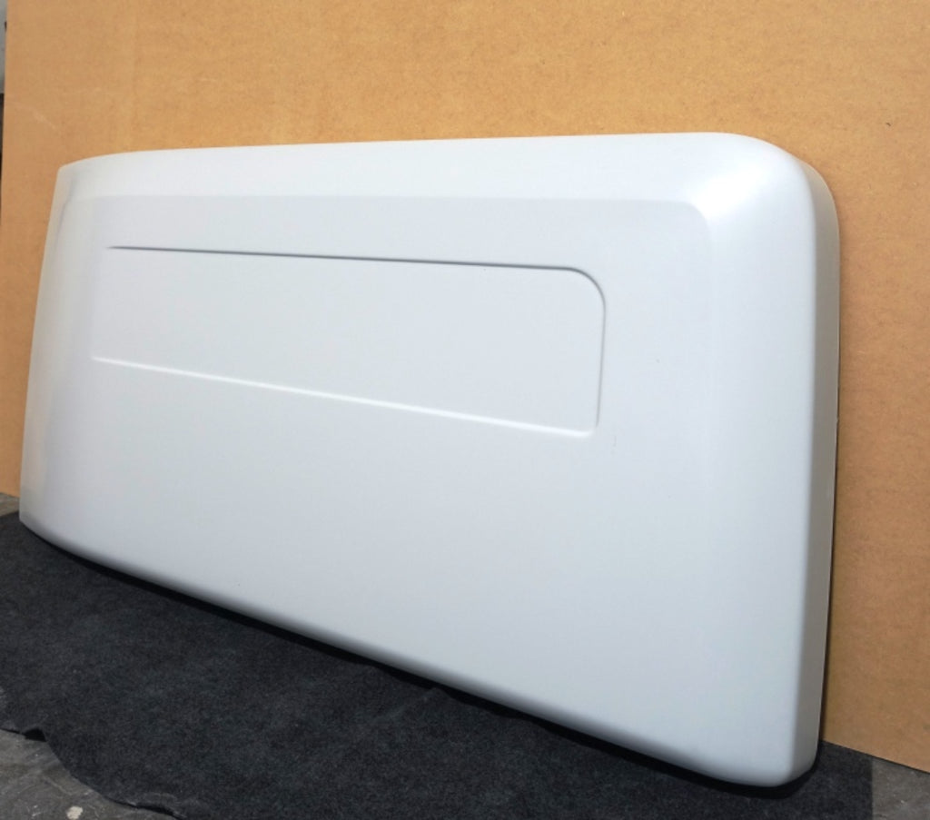 Extensión Lateral (Petaca) (1 pieza) – Mercedes Sprinter W906/W907 / VW Crafter (Lado izquierdo - 1 unidad)