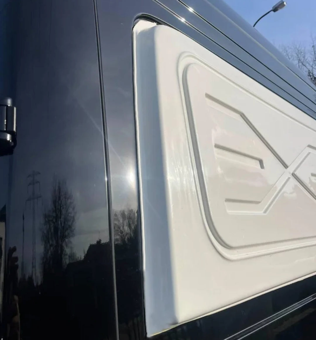 Kit de 2 Extensiones laterales (Petacas) – Mercedes Sprinter W906/W907 / VW Crafter (Ambos lados)